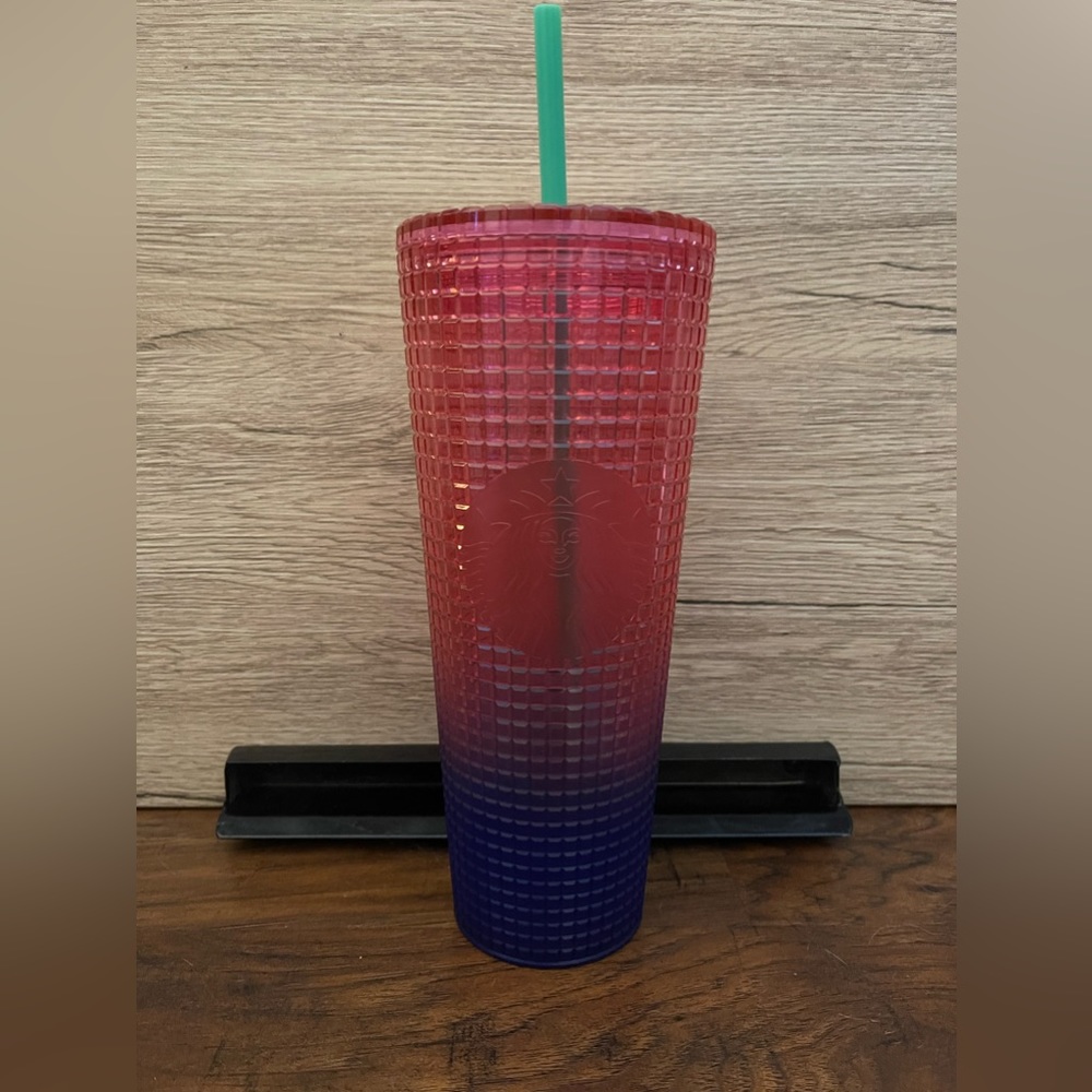 ✨NWT✨Starbucks Watermelon Grid Venti Tumbler Pink to Blue Ombre